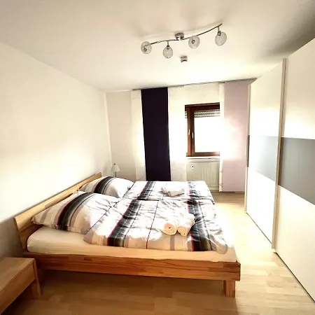 Grosse Ferienwohnung, In Wehome Komfort Apartman Leimen