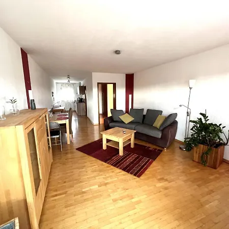 Grosse Ferienwohnung, In Wehome Komfort * Leimen